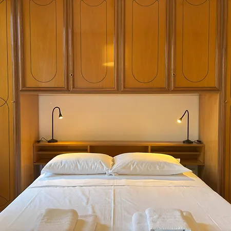 Atelier Vasari - Reception *