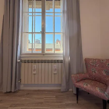 Atelier Vasari - Reception Apartment